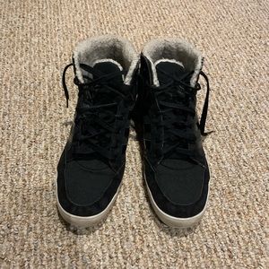 Adidas winter shoes size 12